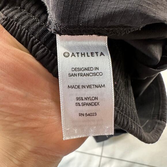 Athleta Shorts Womens 8 Black Mod Trekkie Zip Pocket Ripstop Pull On Athletic - Picture 5 of 11